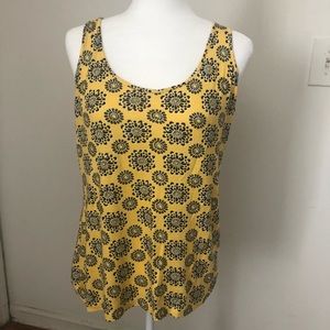 Small Gap Yellow Flowered Tank Top